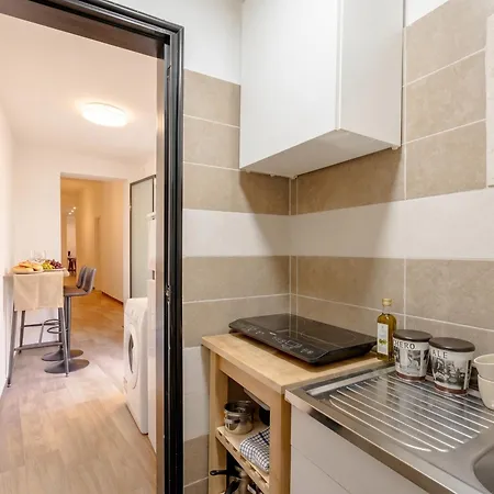 Covi Del Viaggiatore - Stylish Hideaways With Local Charm Apartment Bari