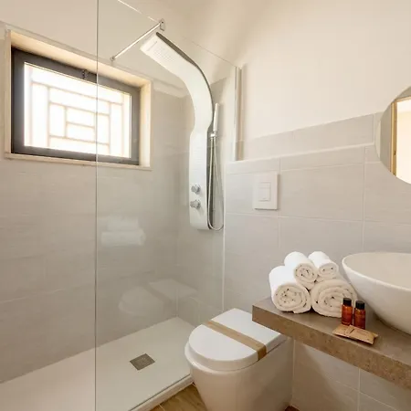 Apartment Covi Del Viaggiatore - Stylish Hideaways With Local Charm