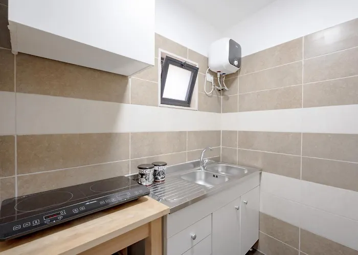 Covi Del Viaggiatore - Stylish Hideaways With Local Charm Bari